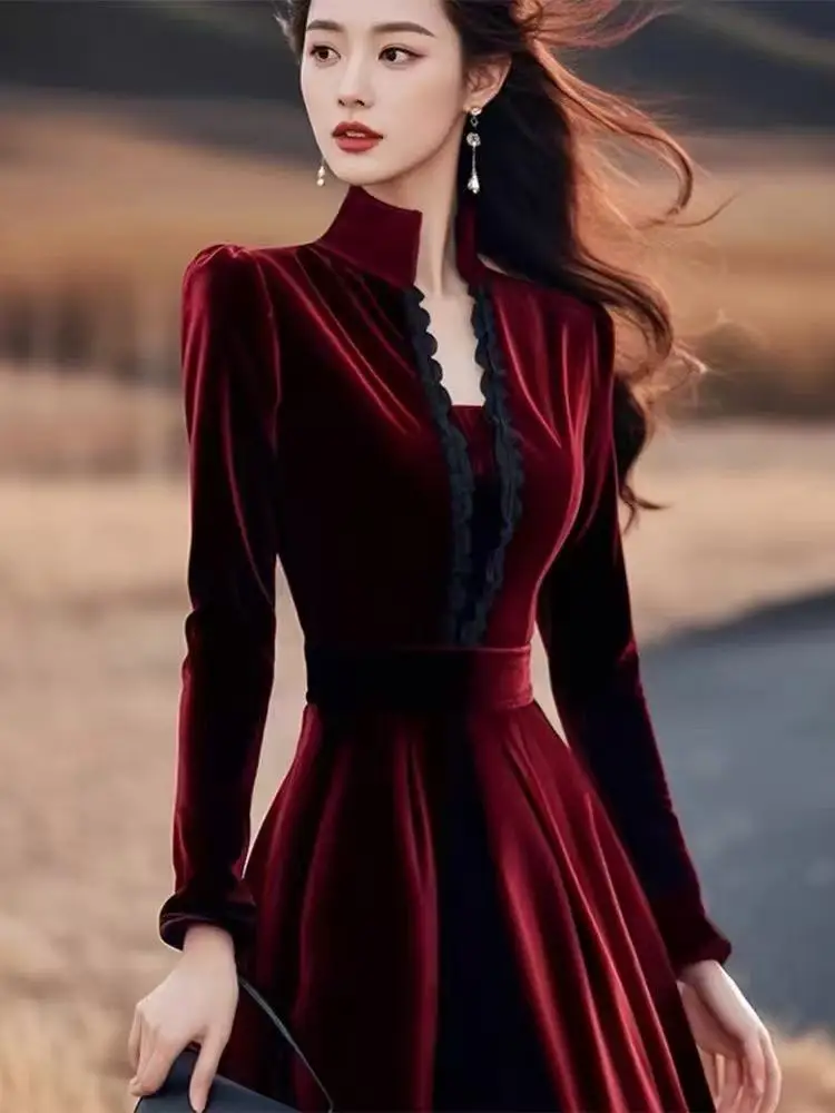 Vestidos de Veludo Vermelho de - French Vintage Floral Midi Dress avaliação e preço